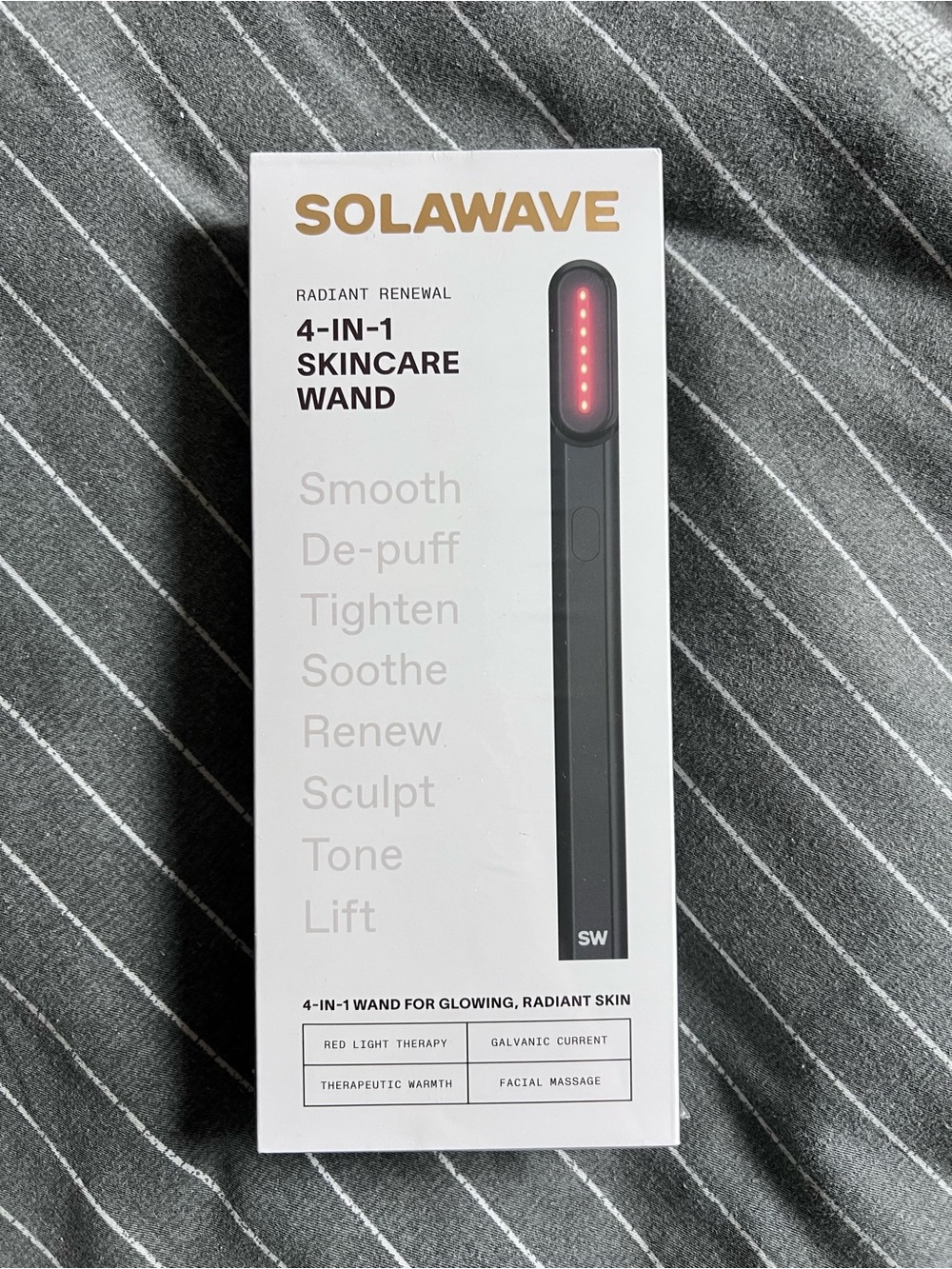 SOLAWAVE 4-in-1 Skincare Wand - Black
